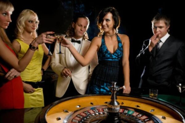 Wolf Winner Casino Night Mode Review (1)